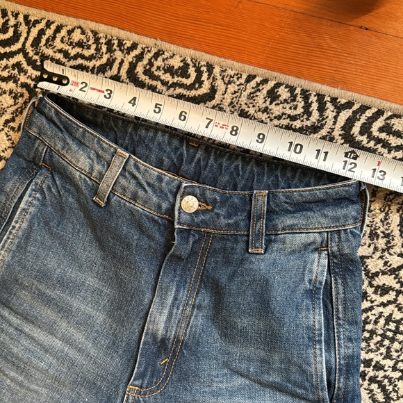 Like New 6397 High Rise Jeans / Tony Pant. Made in Italy. Size 23. Straight leg. - Picture 7 of 10